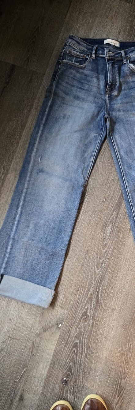 Risen Medium Wash High Rise Wide Leg Stitched Cuff Jeans Size: 11/30